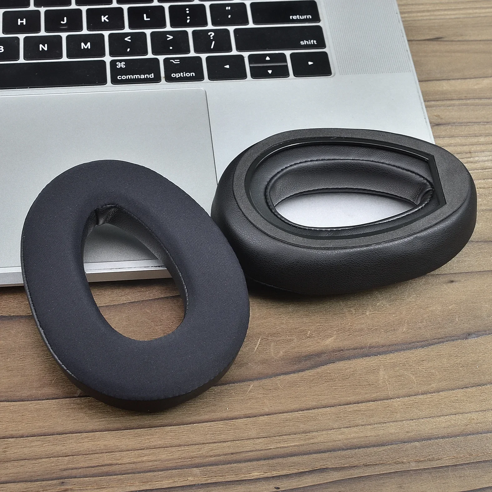 Replacement Cooling Gel Ear Pa - огляд і ціна Sennheiser Headphone Momentum 4